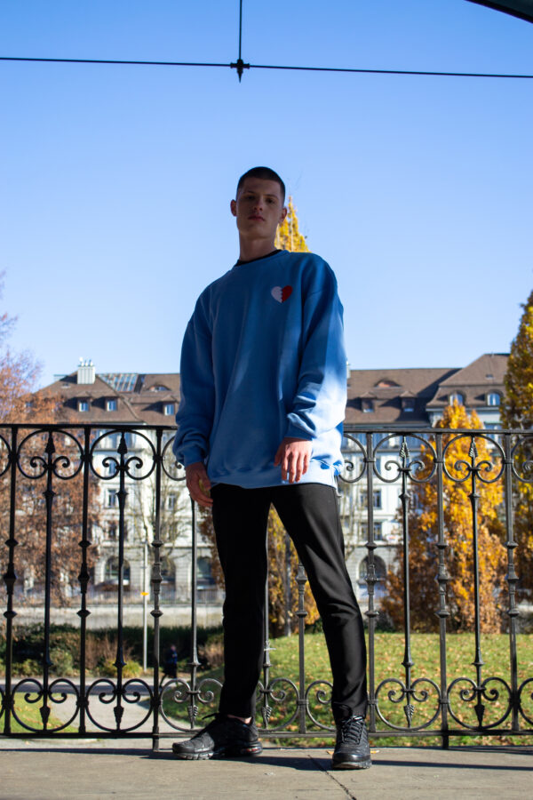 YM Sweatshirt Blue - Image 2